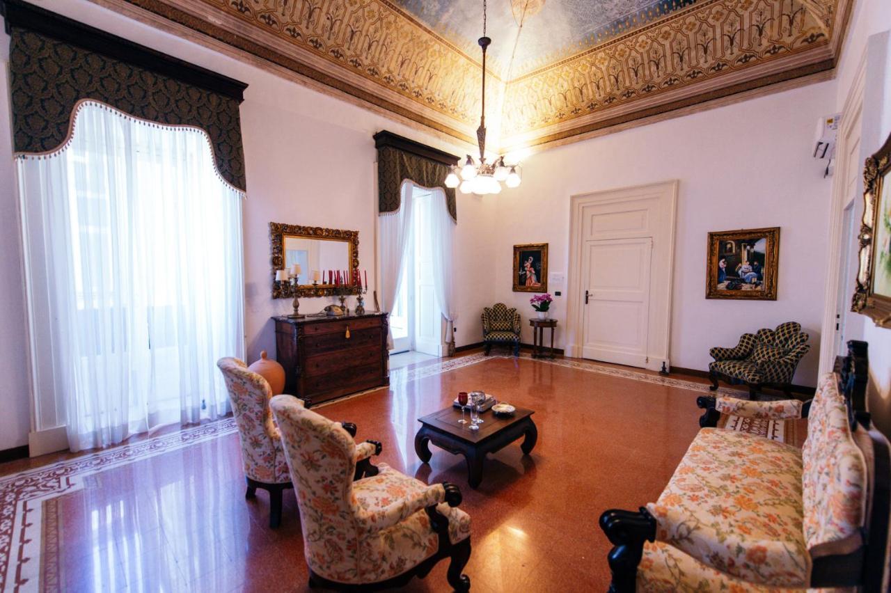 Palazzo Scarciglia Hotel Minervino di Lecce Exterior photo