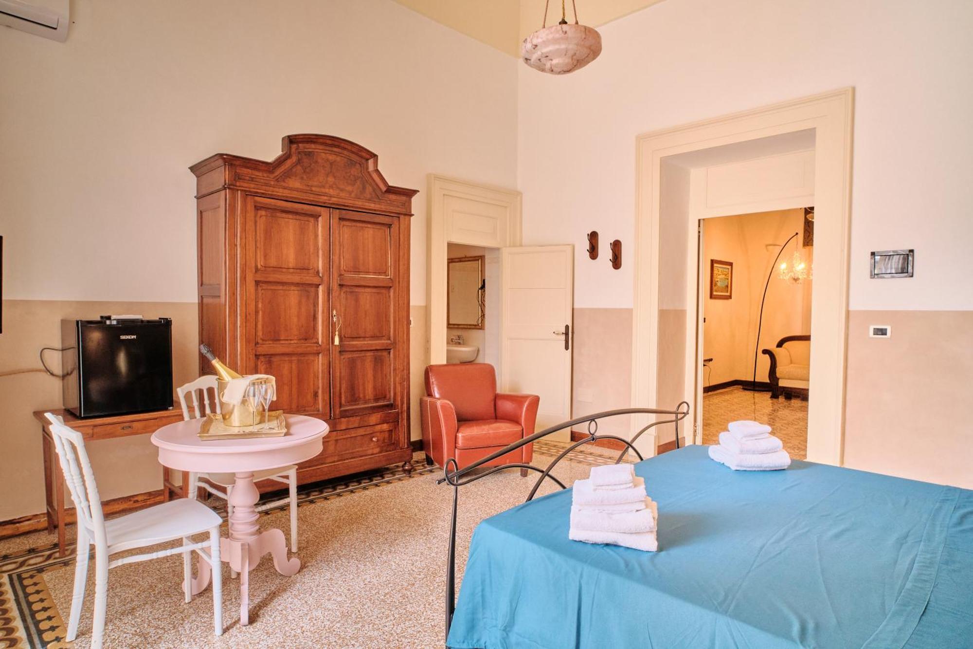 Palazzo Scarciglia Hotel Minervino di Lecce Exterior photo
